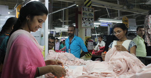 Garment Workers Get Wages Below Urban Poverty Line