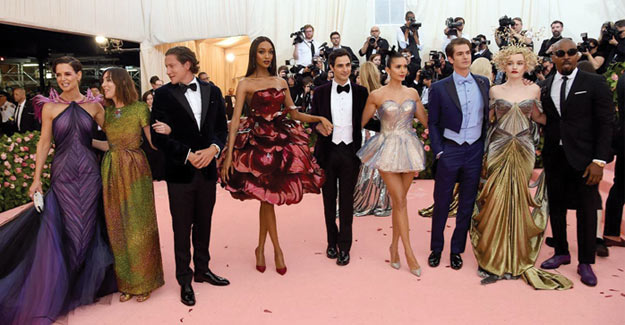 Zac Posen x GE Additive x Protolabs Unveil Breathtaking 3D Printing Collaboration At The Met Gala